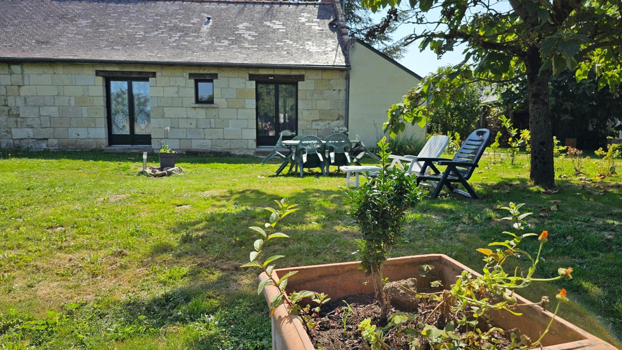 Domaine Des Moizons, Le Figuier Villebernier Exterior foto